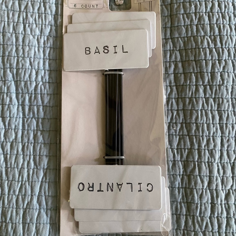Black and White Herb Label Set
